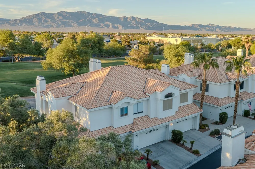 7644 Valley Green Drive #202 Las Vegas, NV 89149