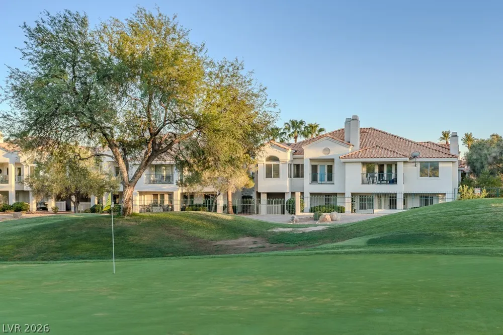 7644 Valley Green Drive #202 Las Vegas, NV 89149