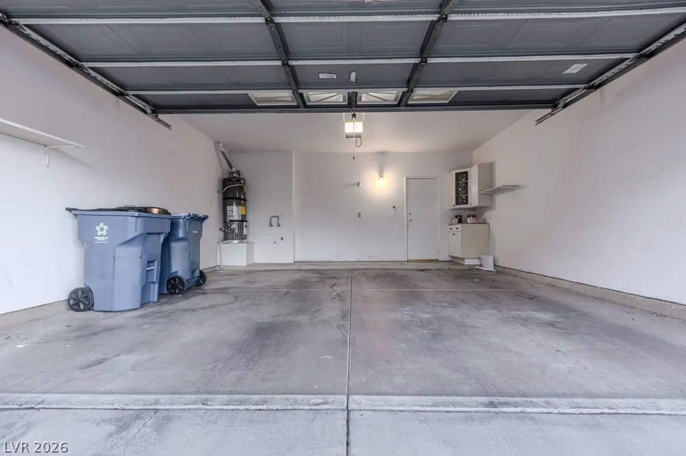 7644 Valley Green Drive #202 Las Vegas, NV 89149