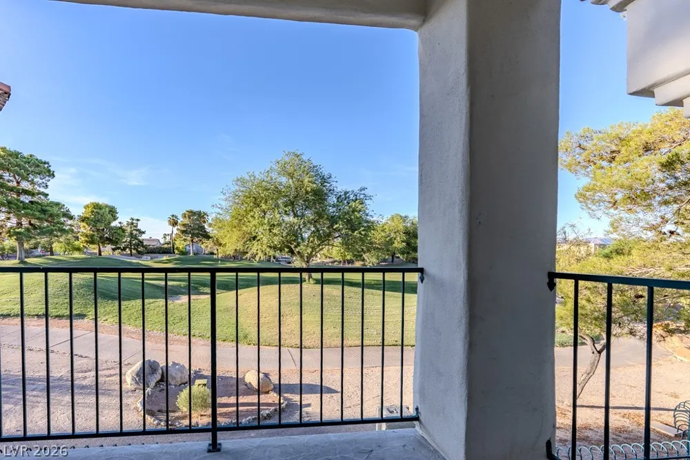 7644 Valley Green Drive #202 Las Vegas, NV 89149