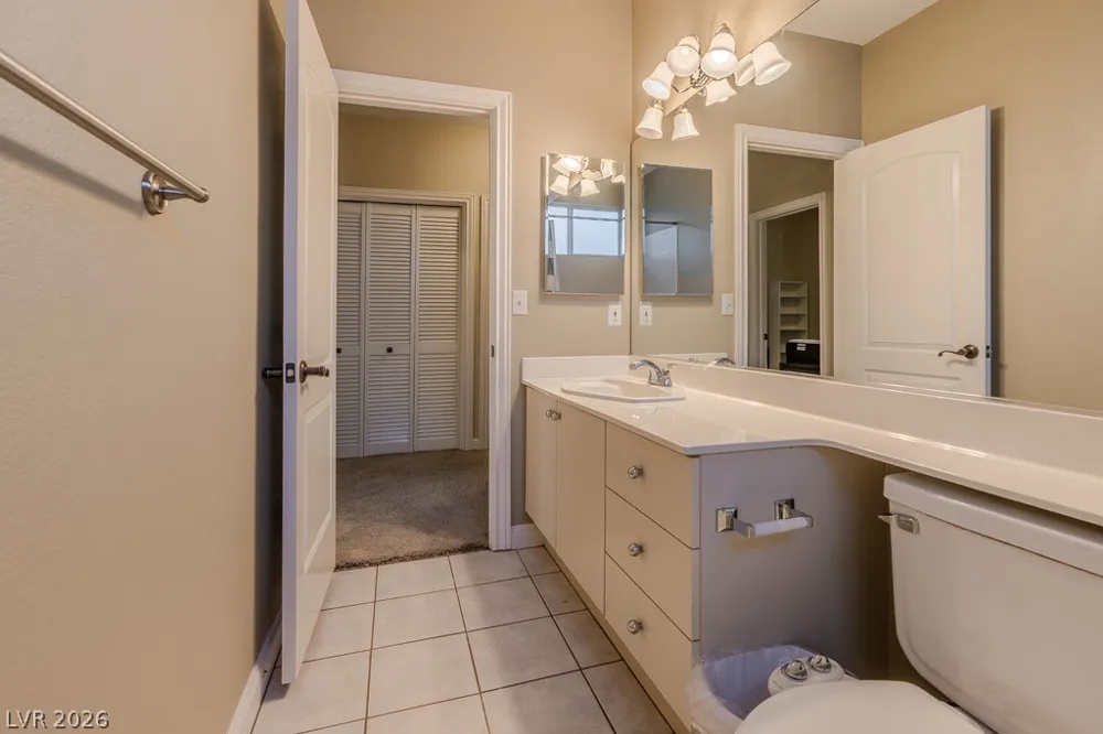 7644 Valley Green Drive #202 Las Vegas, NV 89149