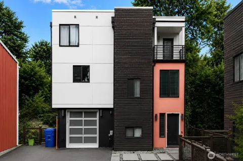 2122 NE 89th Street