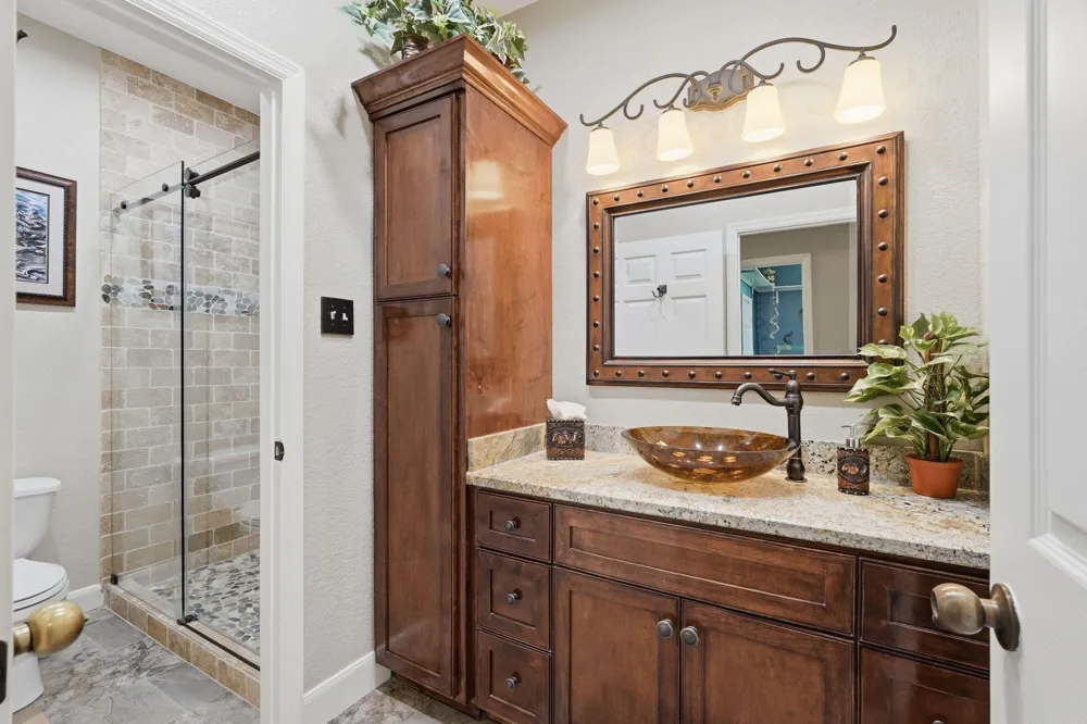 11455 Queensboro Court Montgomery, TX 77316