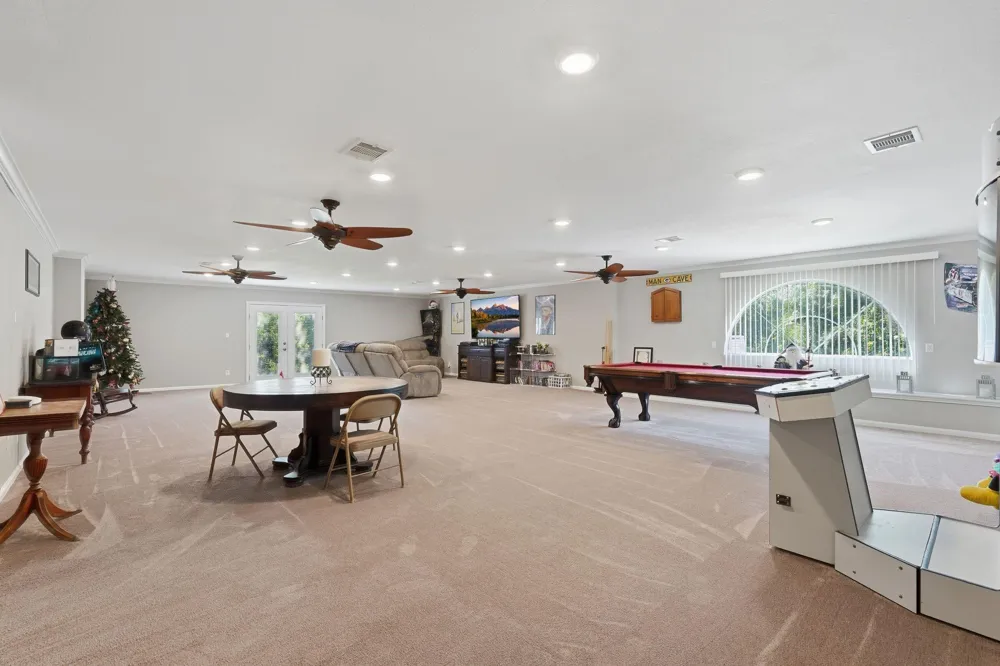 11455 Queensboro Court Montgomery, TX 77316