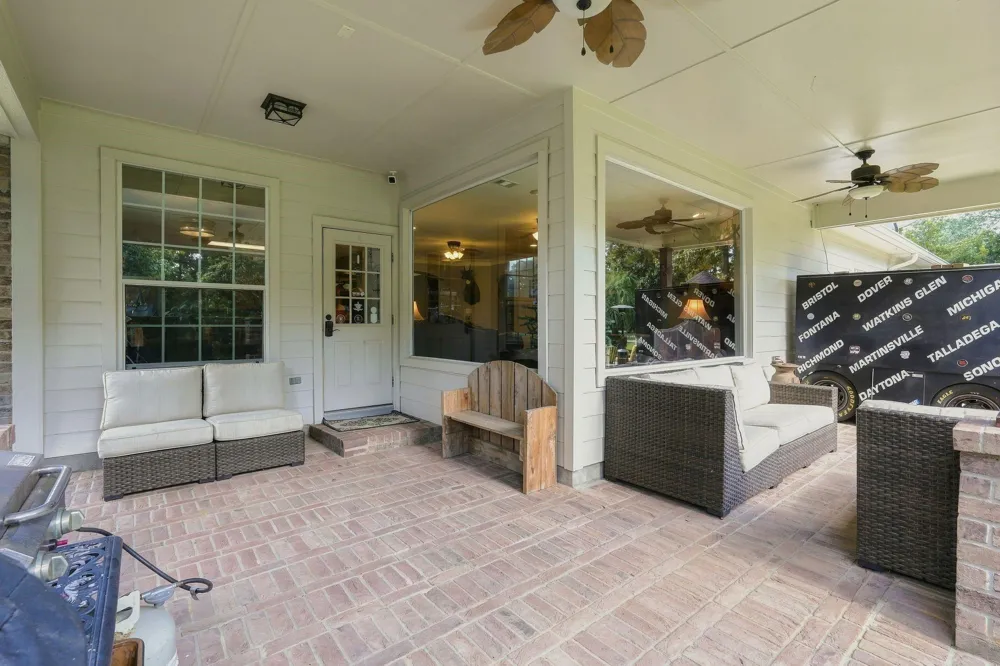 11455 Queensboro Court Montgomery, TX 77316