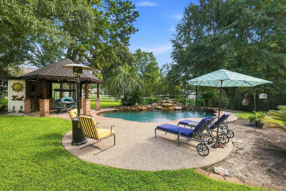 11455 Queensboro Court Montgomery, TX 77316