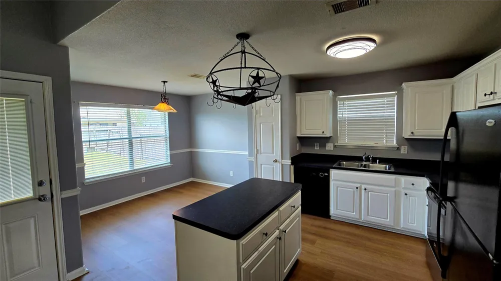 7122 Sunrise Hill Lane Richmond, TX 77469