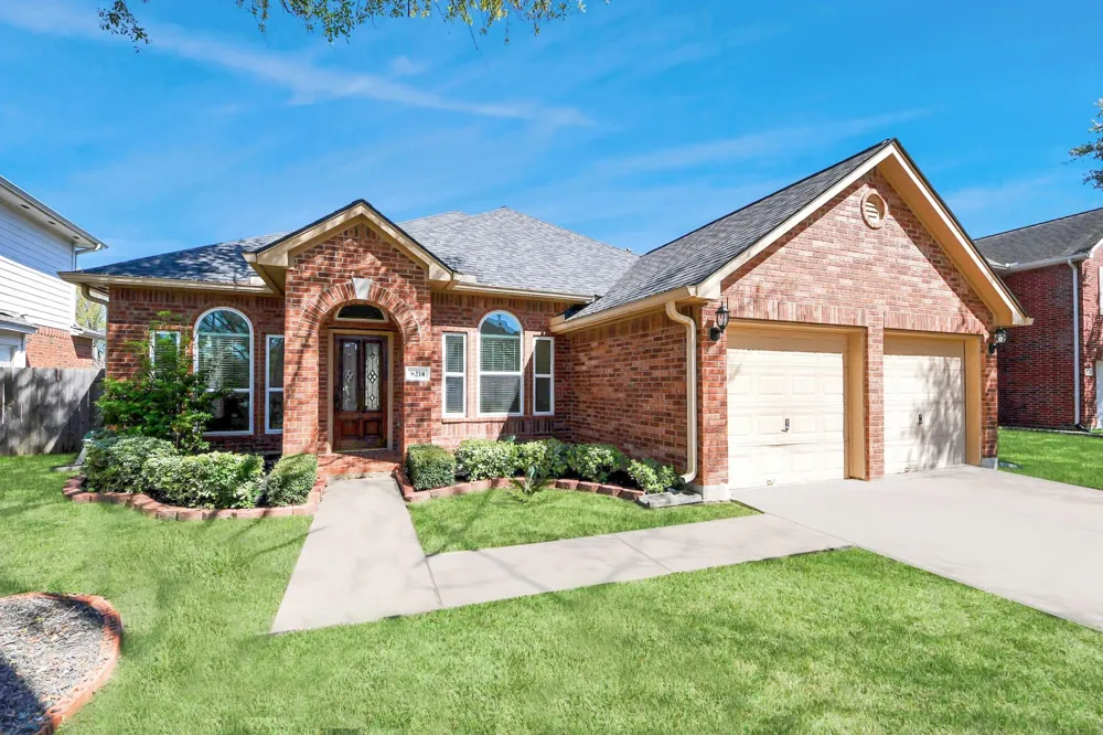 8214 Morning Dawn Drive Houston, TX 77095