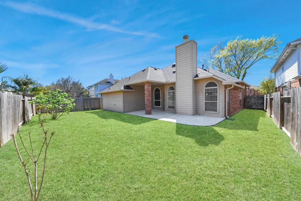 8214 Morning Dawn Drive Houston, TX 77095