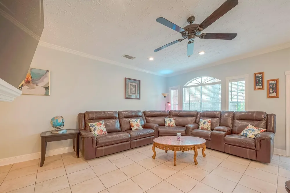 5439 Fern Park Drive Kingwood, TX 77339