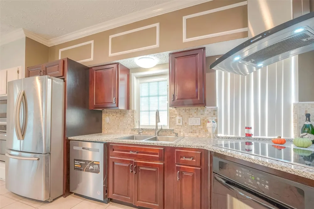 5439 Fern Park Drive Kingwood, TX 77339