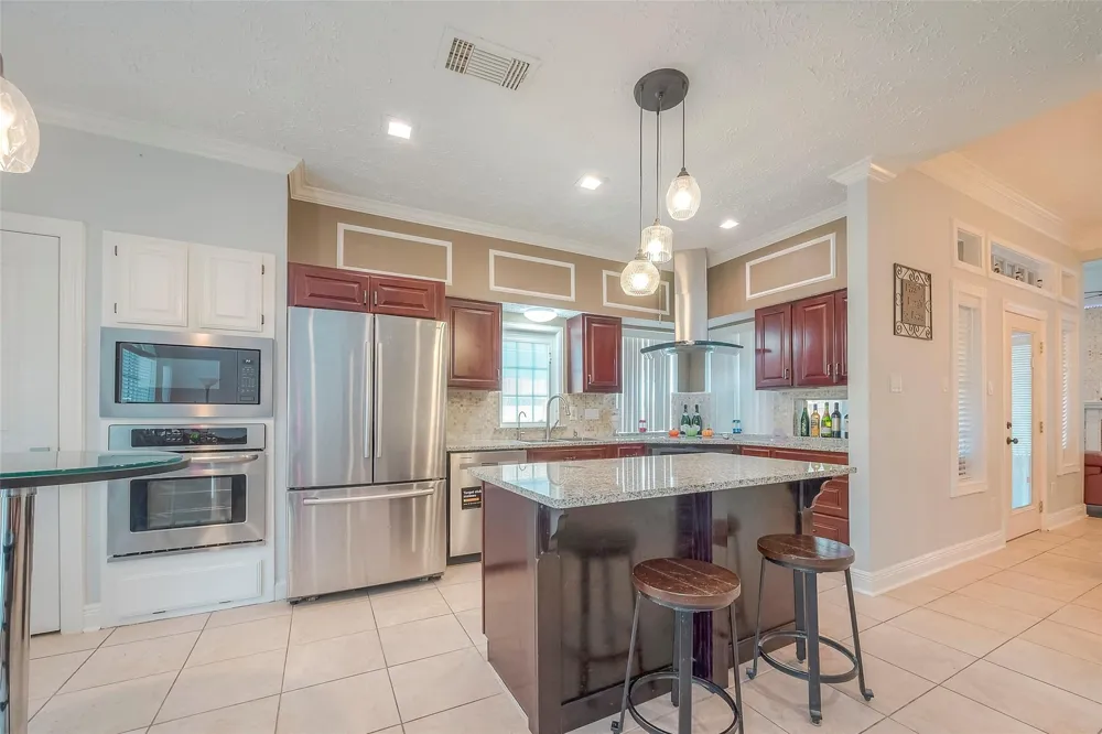5439 Fern Park Drive Kingwood, TX 77339