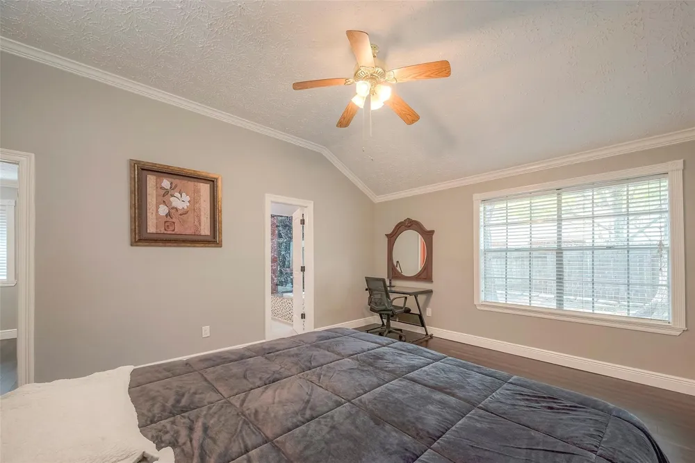 5439 Fern Park Drive Kingwood, TX 77339