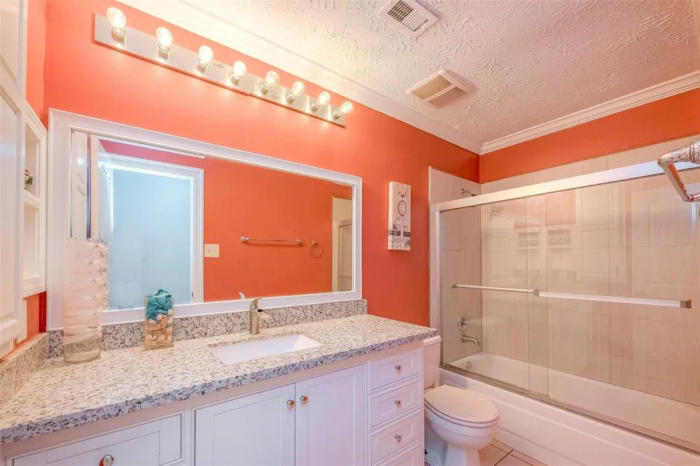 5439 Fern Park Drive Kingwood, TX 77339