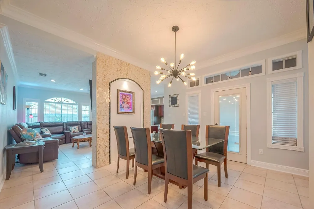 5439 Fern Park Drive Kingwood, TX 77339