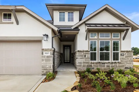 8143 Fenway Heights Dr