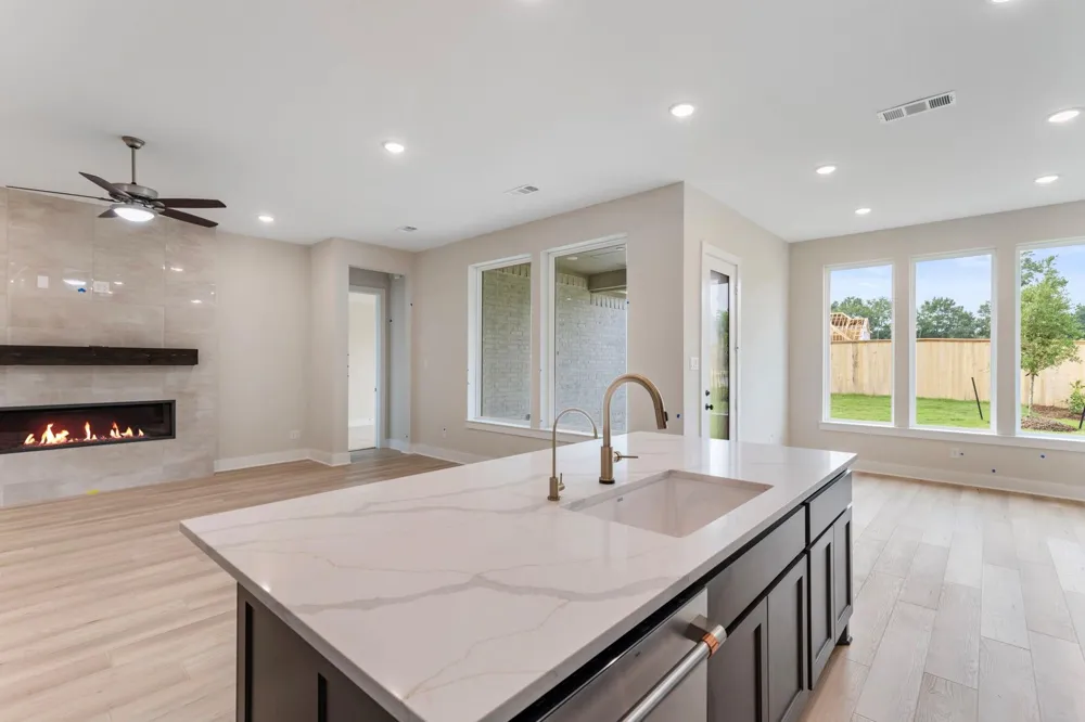 8143 Fenway Heights Dr The Woodlands, TX 77389