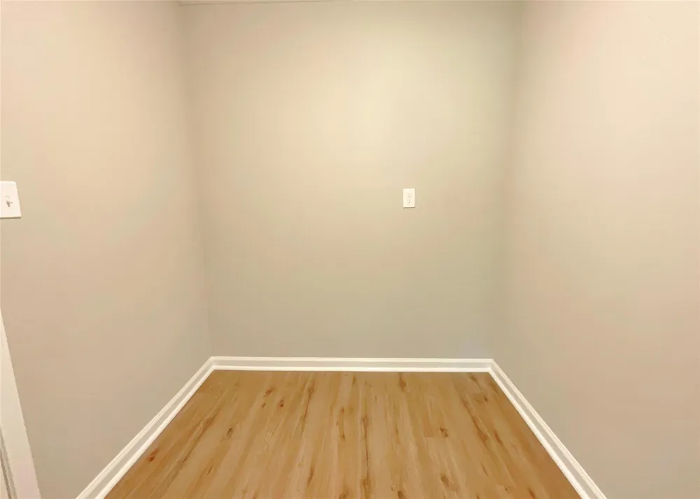 522 Irene Drive Highlands, TX 77562