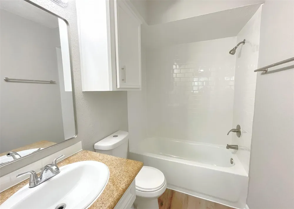 522 Irene Drive Highlands, TX 77562