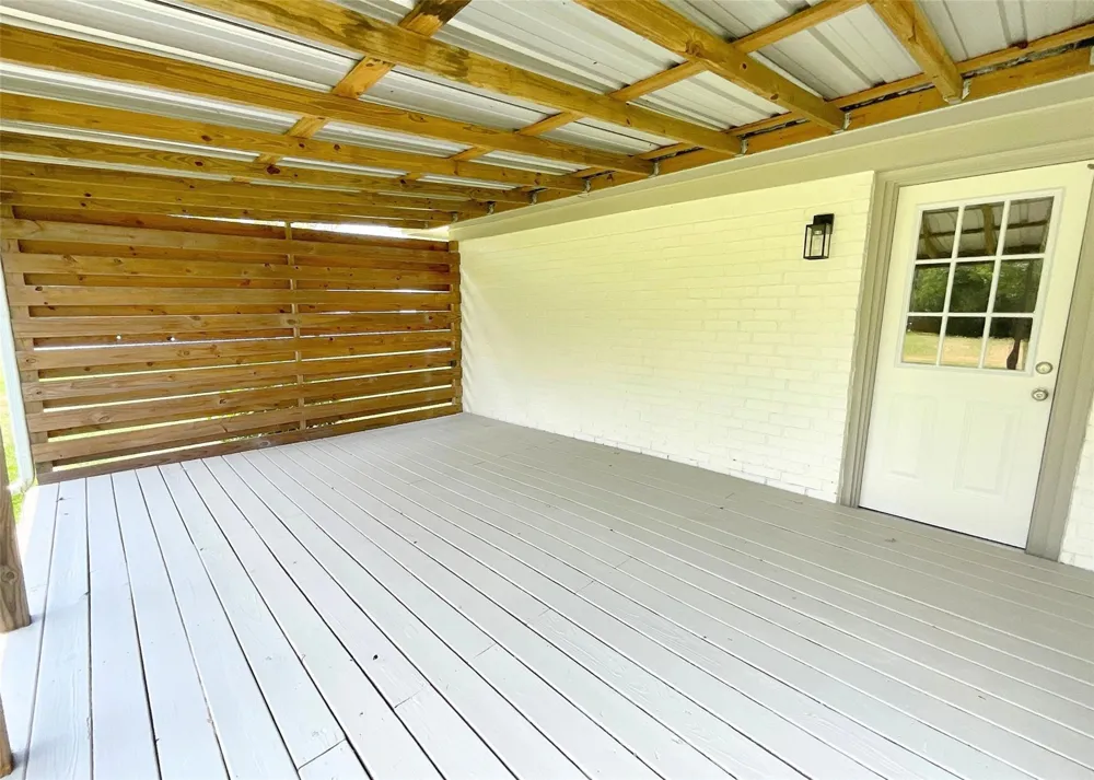 522 Irene Drive Highlands, TX 77562