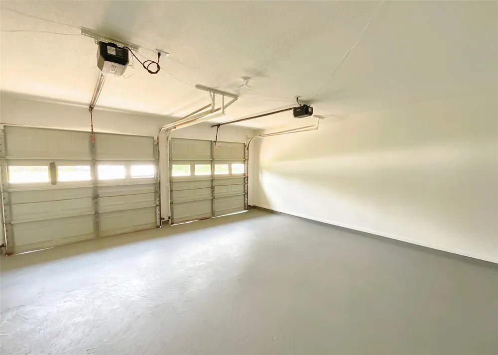 522 Irene Drive Highlands, TX 77562