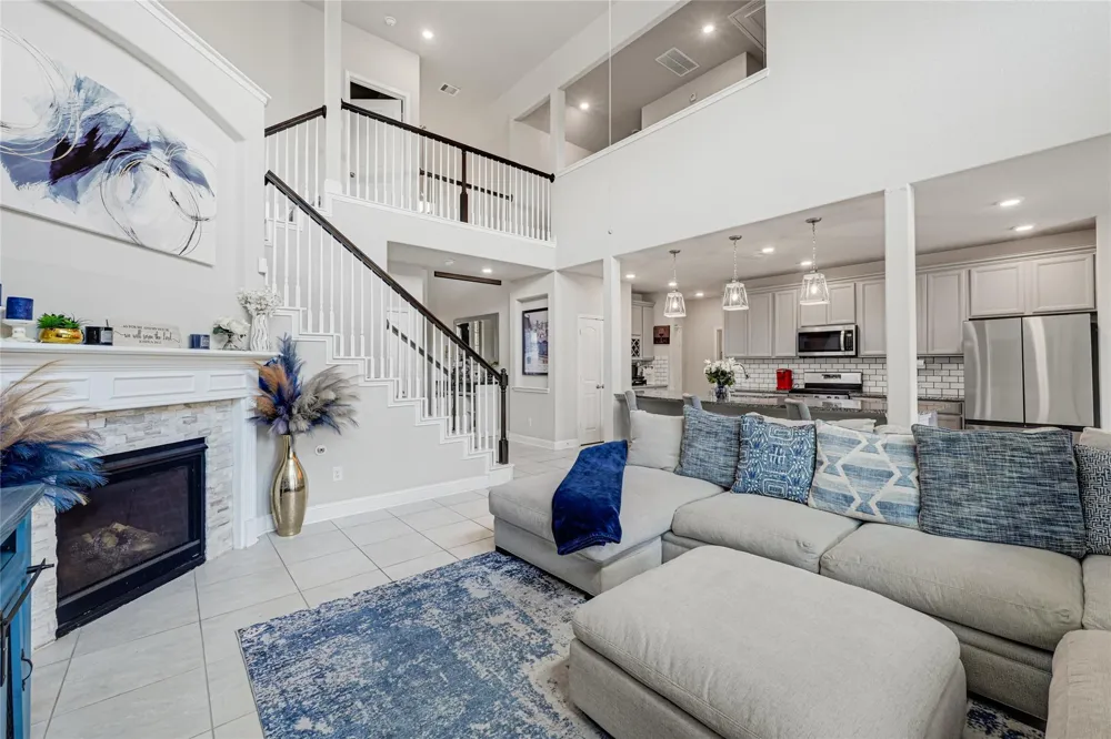 19422 Lake Ridge Drive Manvel, TX 77578