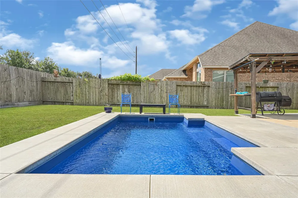 19422 Lake Ridge Drive Manvel, TX 77578