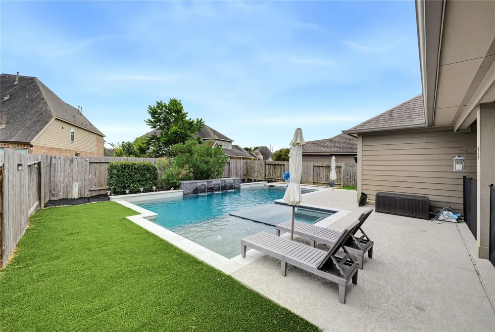 13226 Sage Meadow Lane Pearland, TX 77584