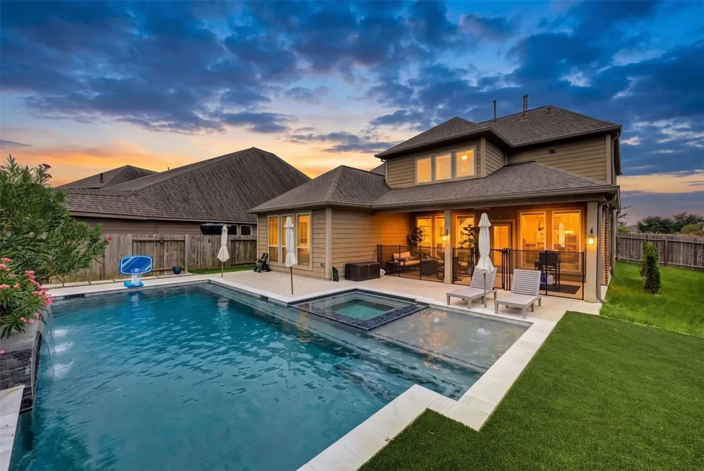 13226 Sage Meadow Lane Pearland, TX 77584