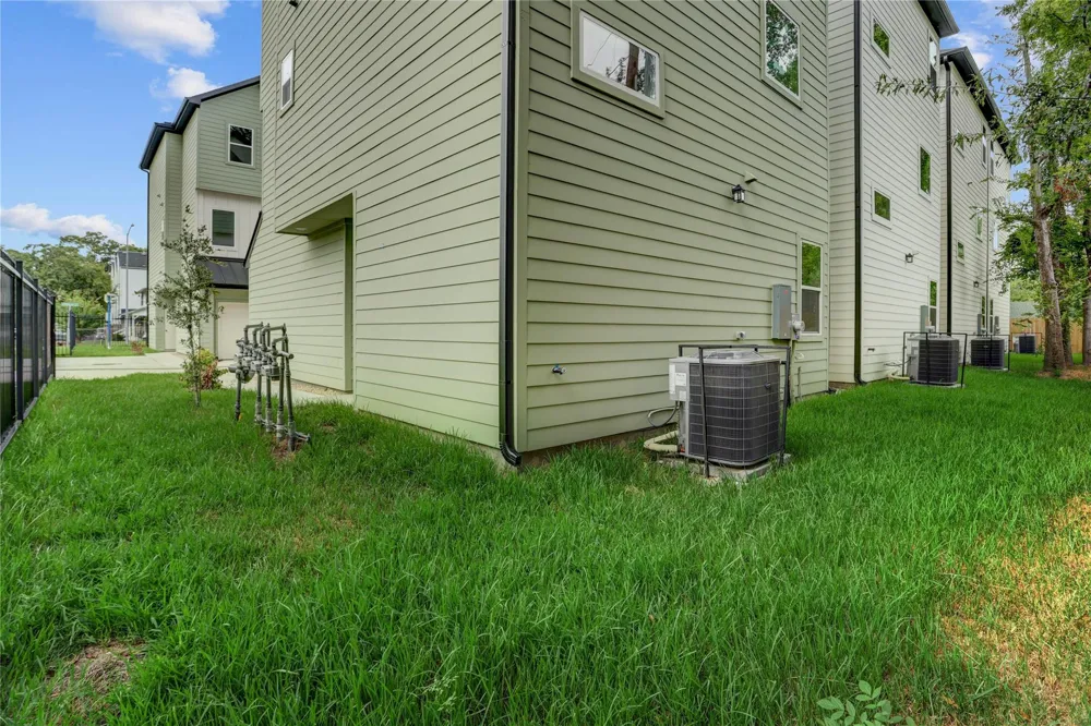 6538 Goldspier Street Houston, TX 77091