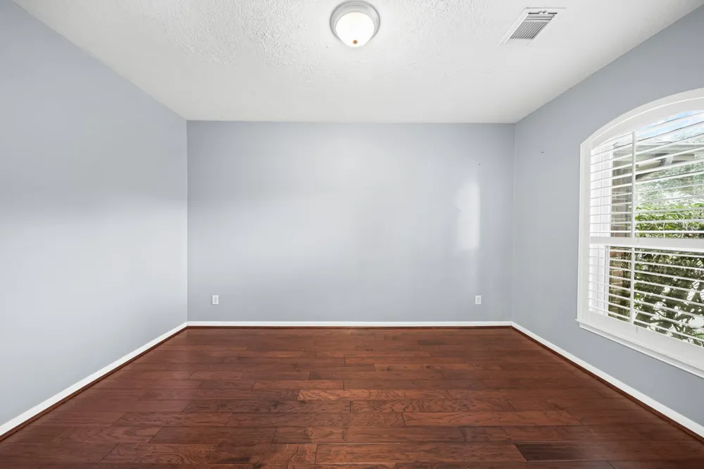 4926 Quiet Canyon Drive Friendswood, TX 77546