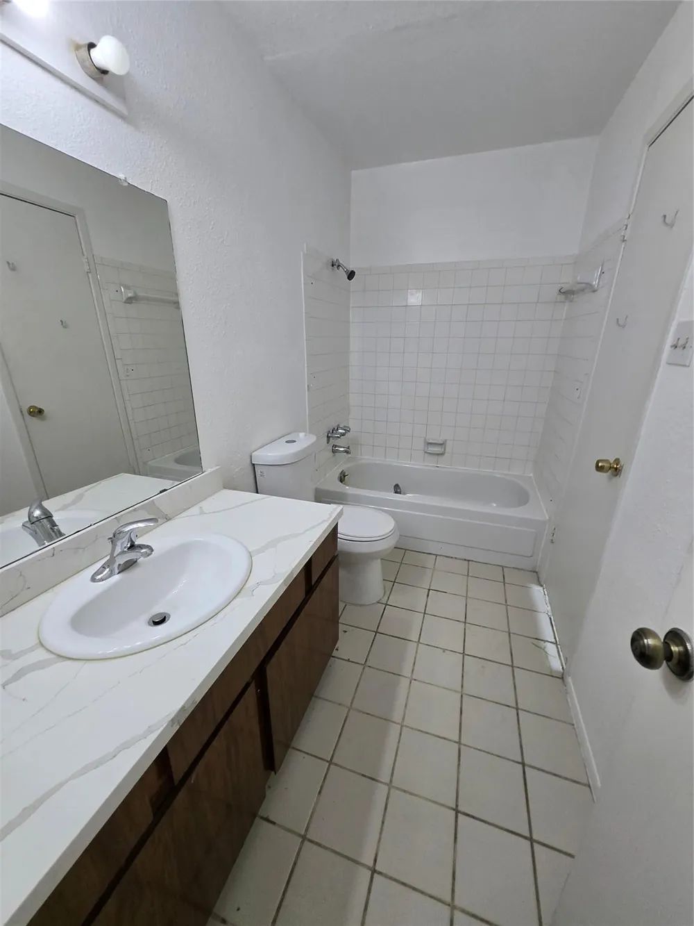 8323 Wilcrest Drive #8004 Houston, TX 77072