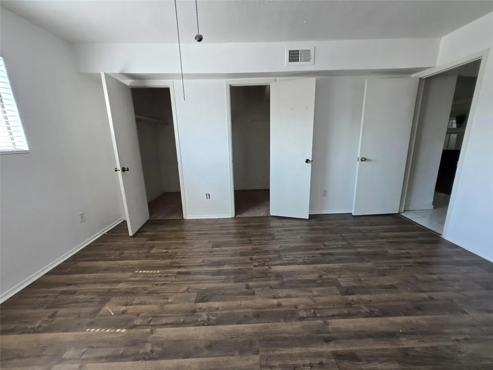 8323 Wilcrest Drive #8004 Houston, TX 77072