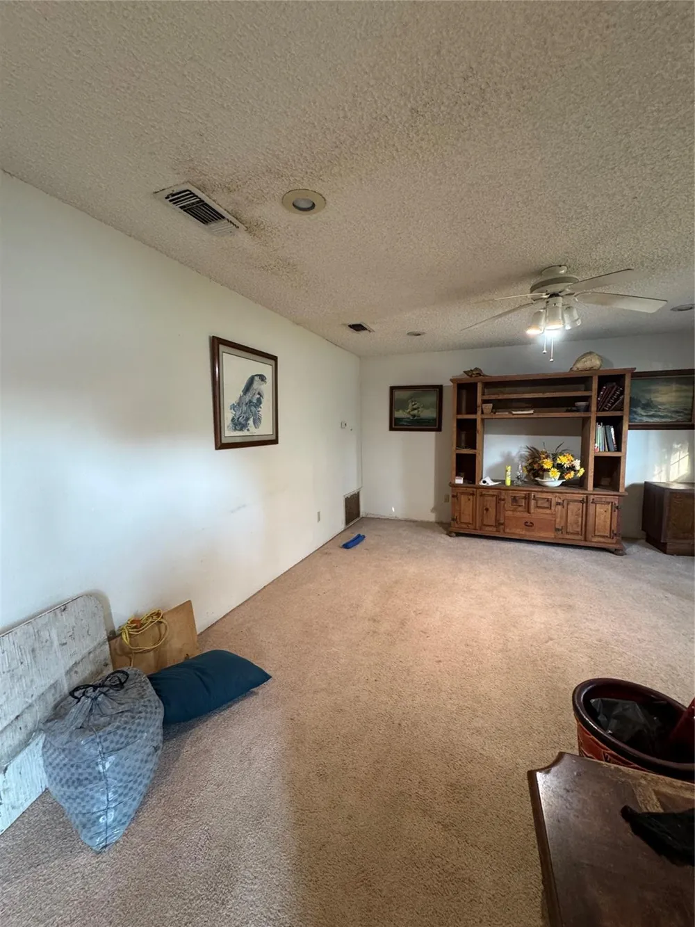 212 E Elizabeth Avenue Palacios, TX 77465