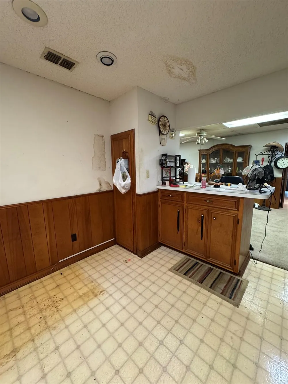 212 E Elizabeth Avenue Palacios, TX 77465