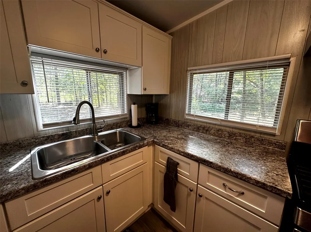 539 Aa Loop Livingston, TX 77351