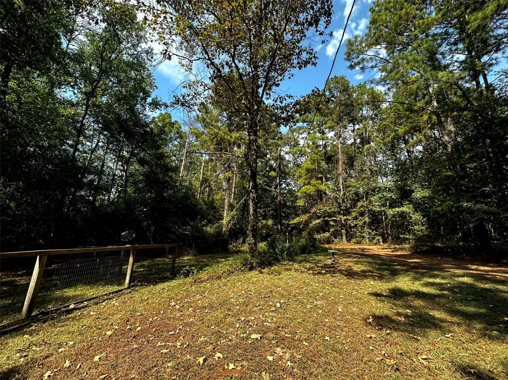 539 Aa Loop Livingston, TX 77351