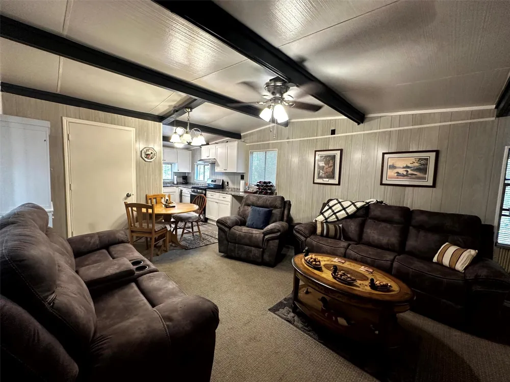 539 Aa Loop Livingston, TX 77351