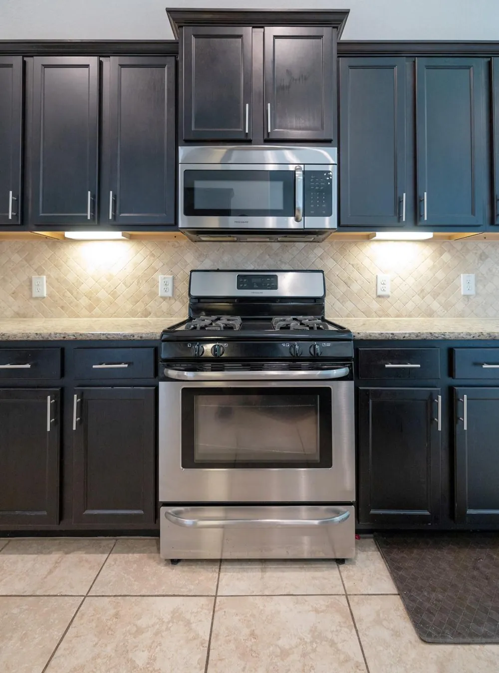 1822 Olive Pine Drive Fresno, TX 77545