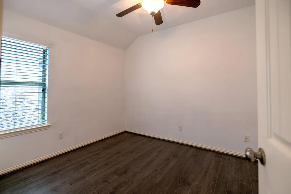 1822 Olive Pine Drive Fresno, TX 77545