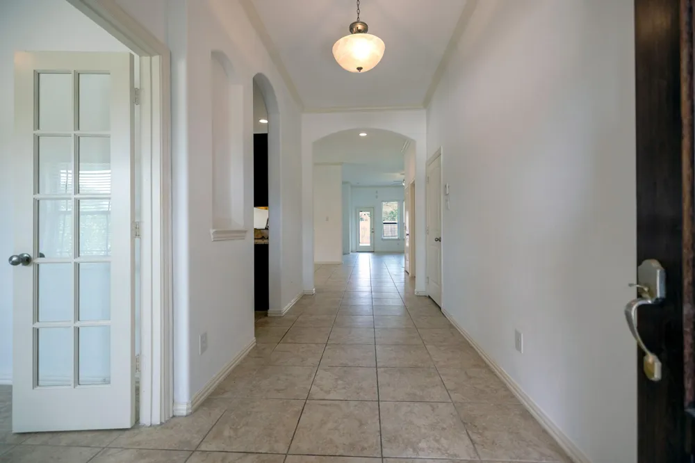 1822 Olive Pine Drive Fresno, TX 77545