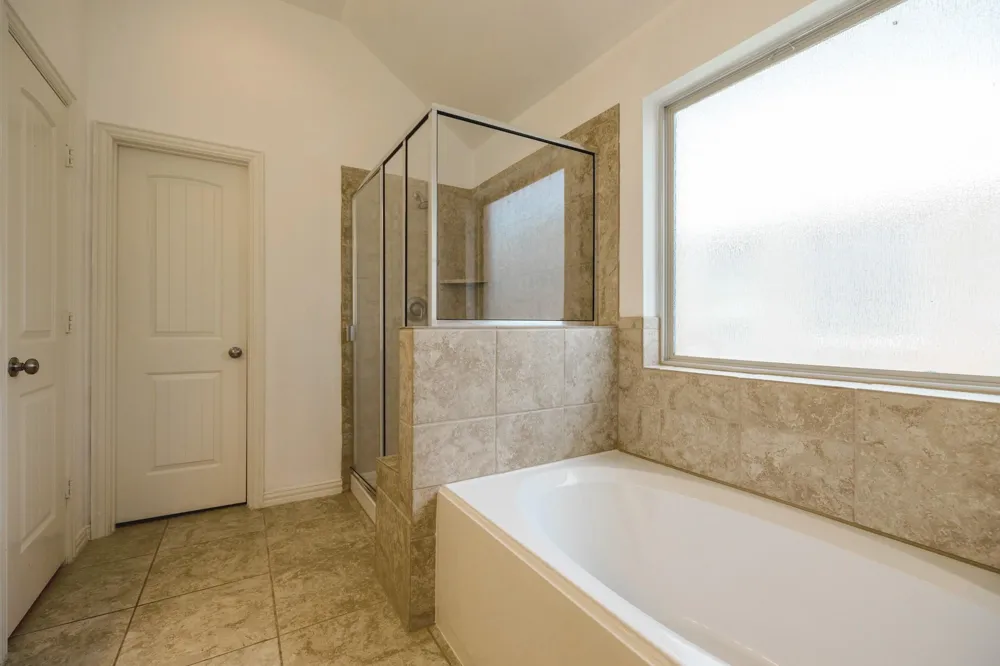 1822 Olive Pine Drive Fresno, TX 77545