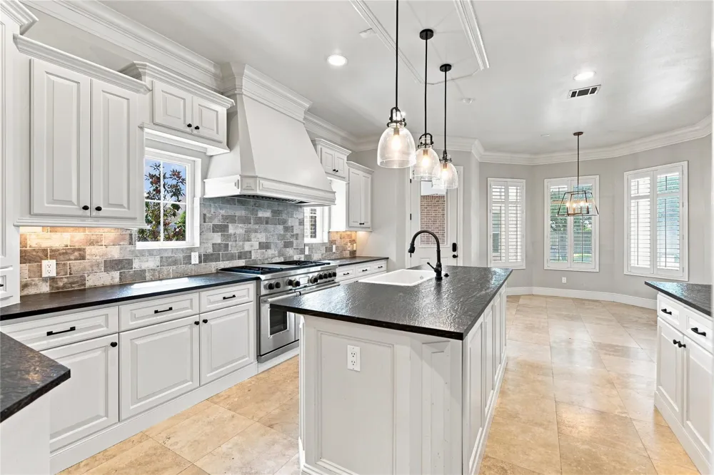 4503 Santee Circle Baytown, TX 77521