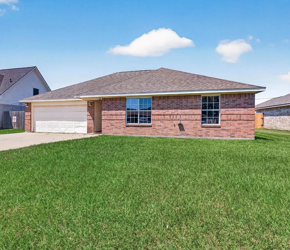 8721 Garrett Street Needville, TX 77461