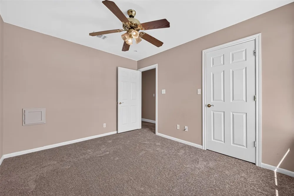 8721 Garrett Street Needville, TX 77461