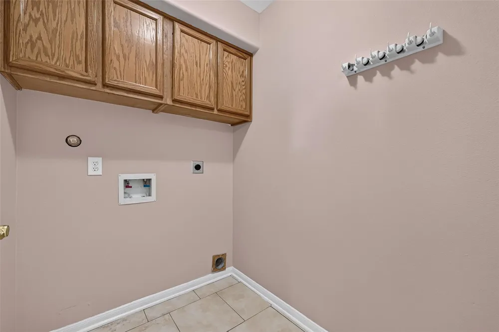 8721 Garrett Street Needville, TX 77461