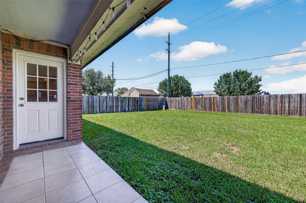 8721 Garrett Street Needville, TX 77461