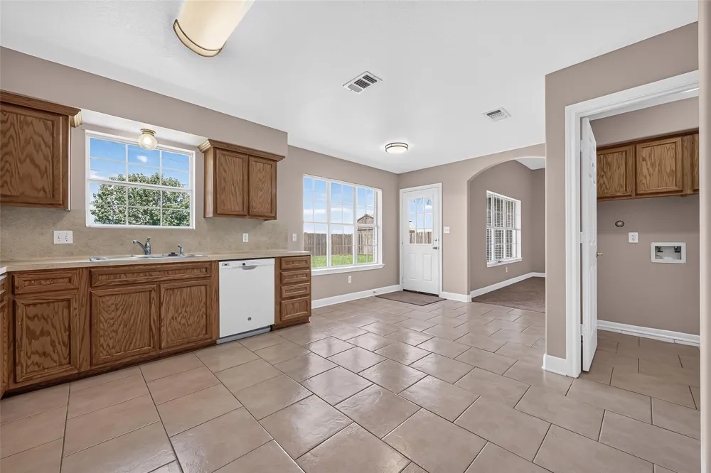8721 Garrett Street Needville, TX 77461