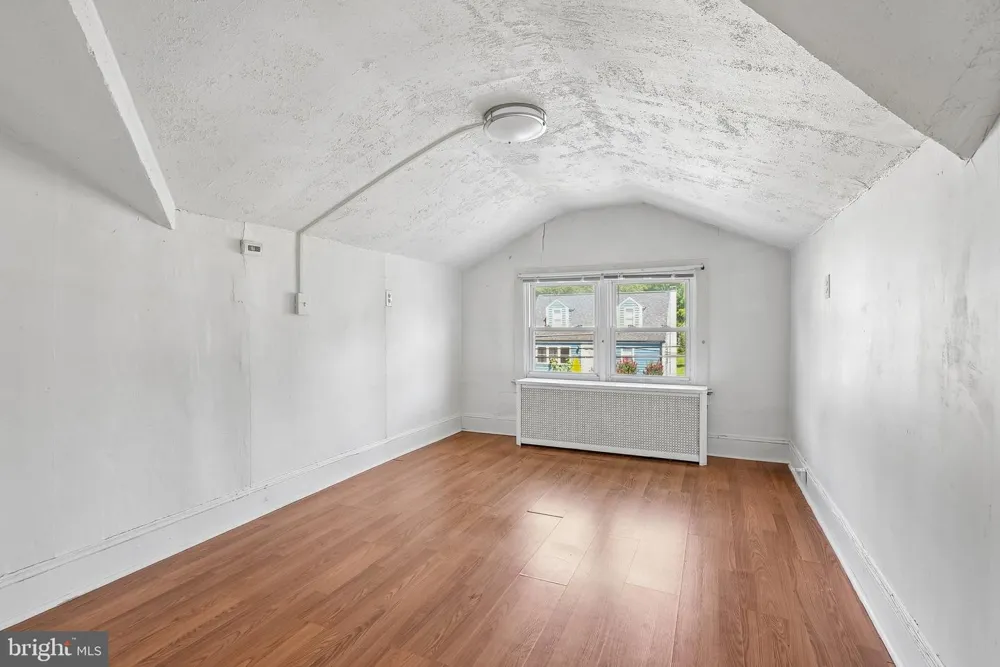 11 MAIN BLVD Ewing, NJ 08618