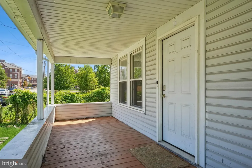 11 MAIN BLVD Ewing, NJ 08618